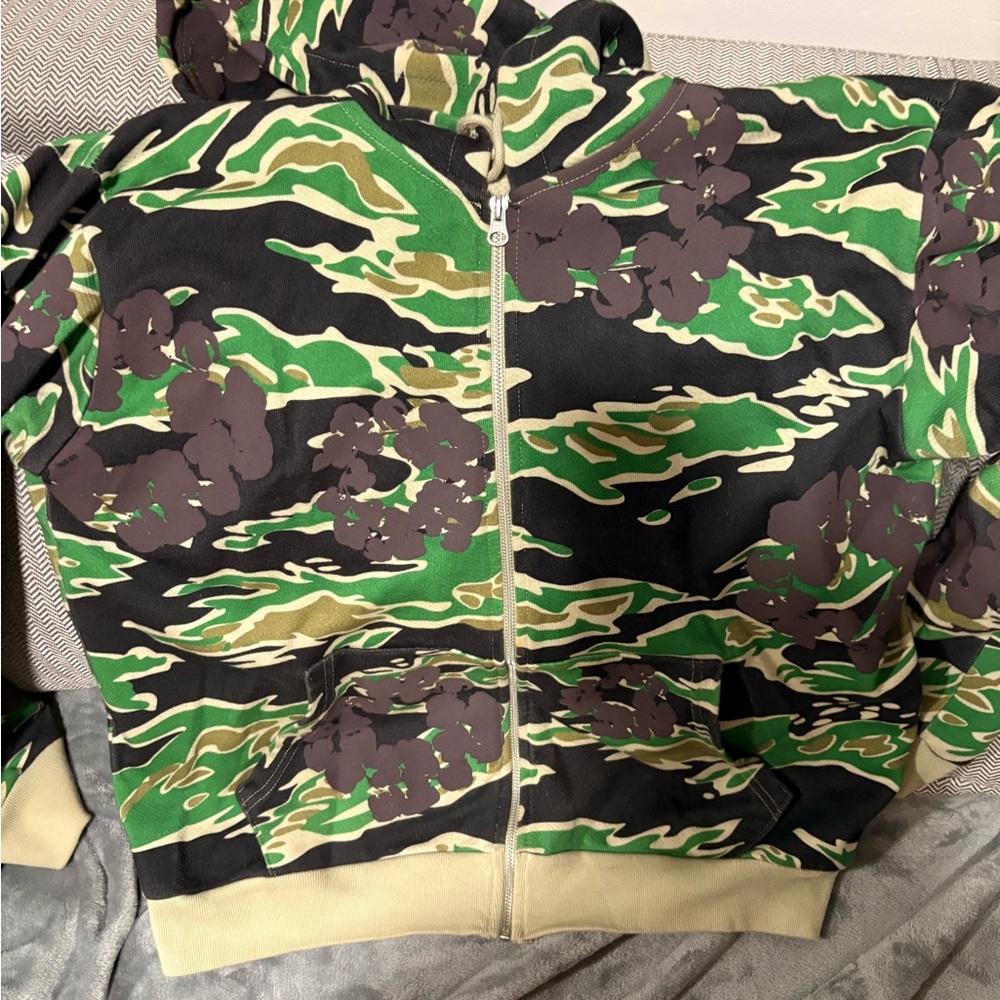 Like new - Picture 4 of 4